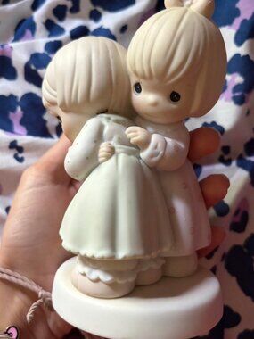 Vintage Two Girls Hugging Porcelain Figurine Sweet Friendship Decor